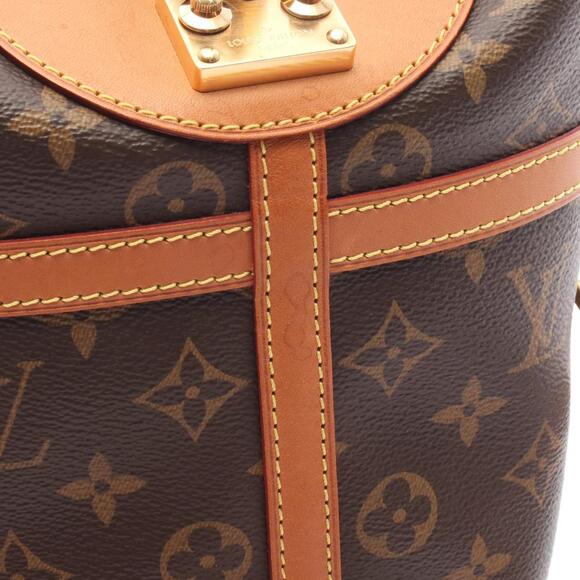 LOUIS VUITTON Brown Monogram Leather Bag - Picture 6 of 10